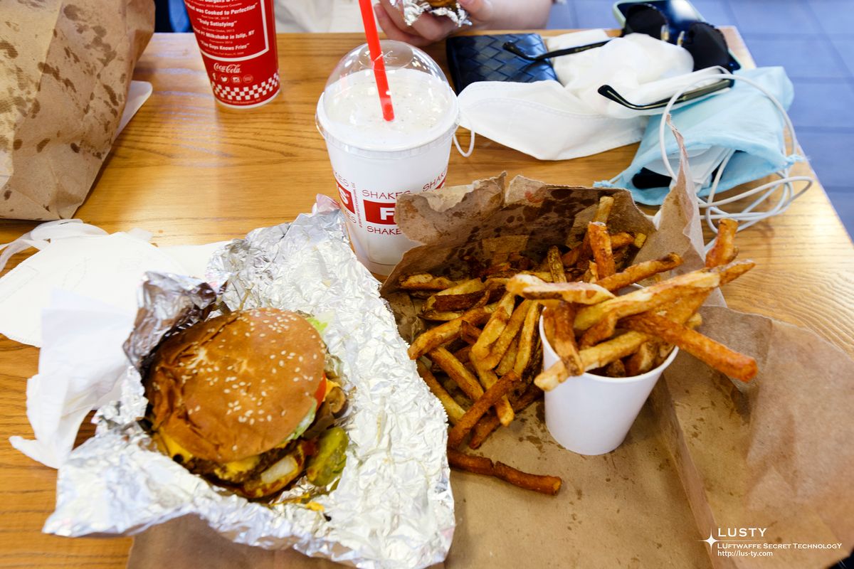 샌프란시스코 여행 - 2. Thrifty 렌터카, Five Guys, 샌프란시스코 아울렛, 호텔 Abri